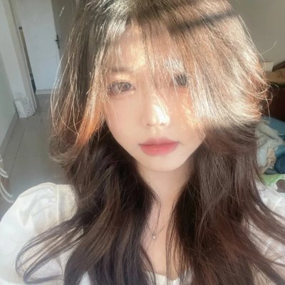低头不见抬头见