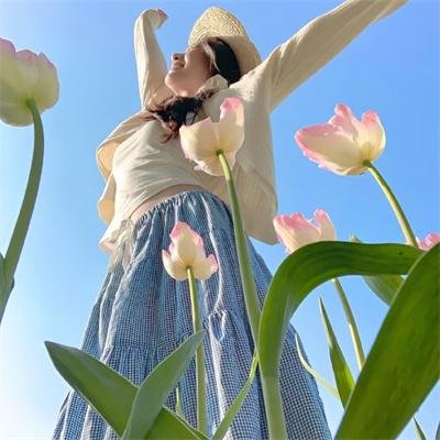 隔壁的吸血鬼美眉